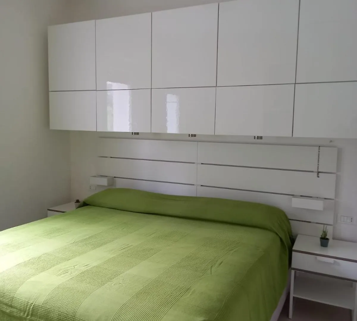Appartamento Garda Relax Peschiera del Garda 0*,  Italia
