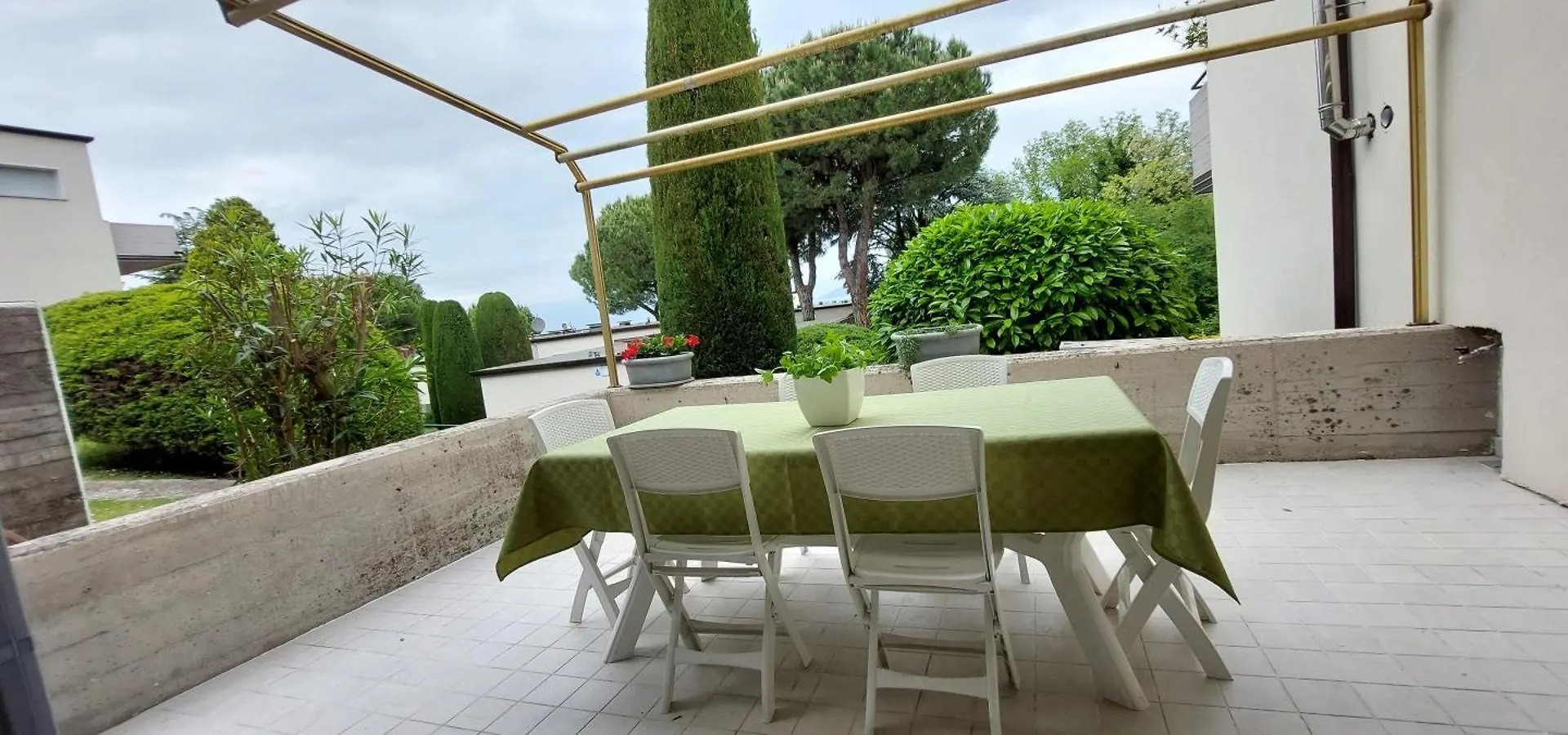 Appartamento Garda Relax Peschiera del Garda 0*,  Italia
